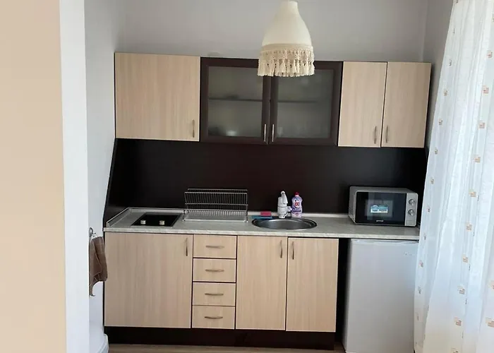 St Anna Къща за гости 3*