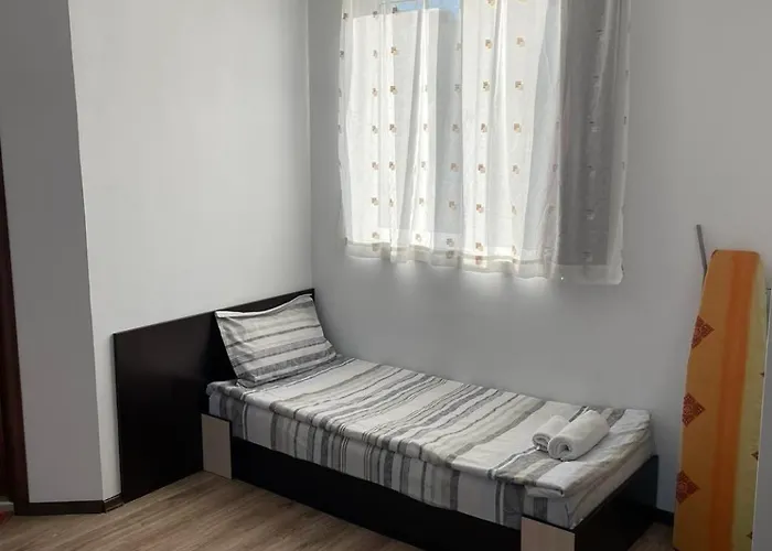 St Anna Къща за гости 3*