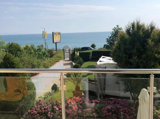 St Anna Къща за гости 3*